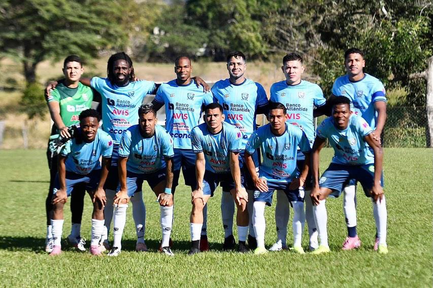 Fichajes: Giro inesperado para Kervin Arriaga, hondureño a Uruguay, el Toro se mueve y De Olivera luce colores de su nuevo equipo