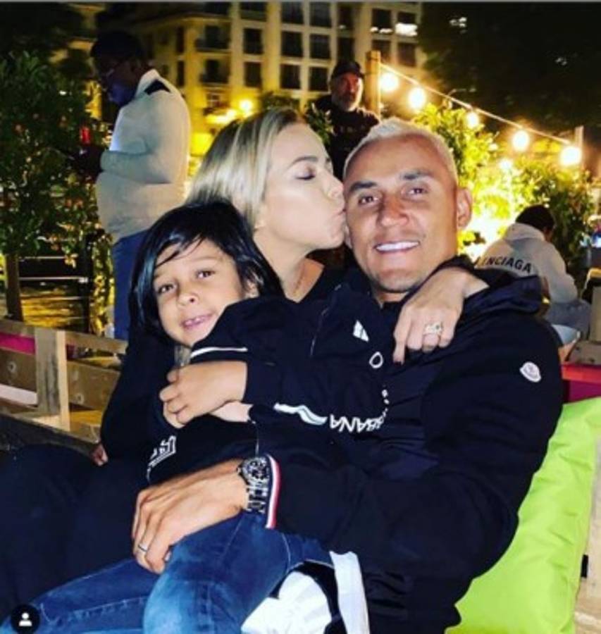 La metamorfosis de Keylor Navas desde que llegó al PSG: Cambio de look, saliditas y nuevos amigos