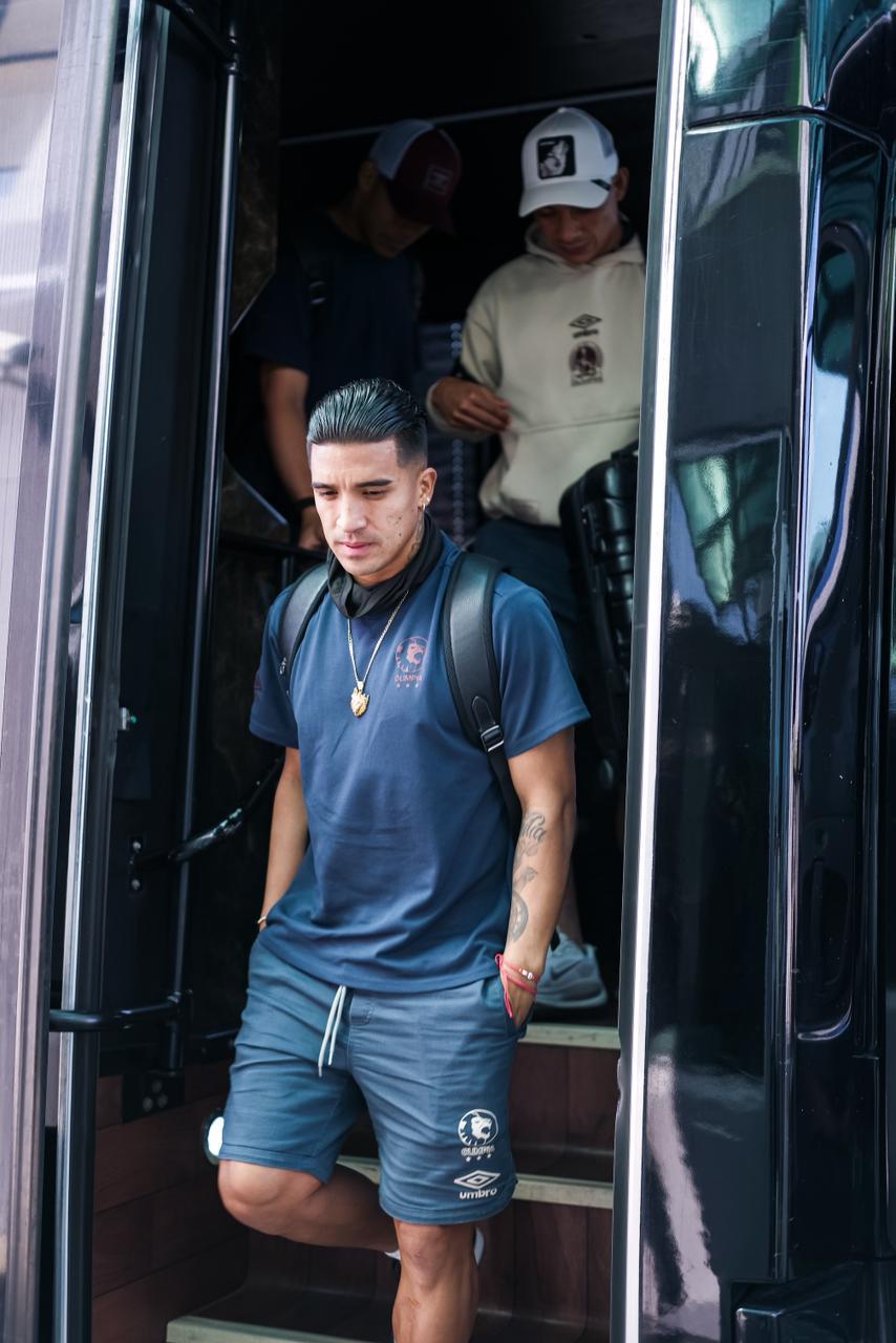 Olimpia y Marathón se encuentran en el aeropuerto de Estados Unidos; lo que pasó con Rubilio y Espinel