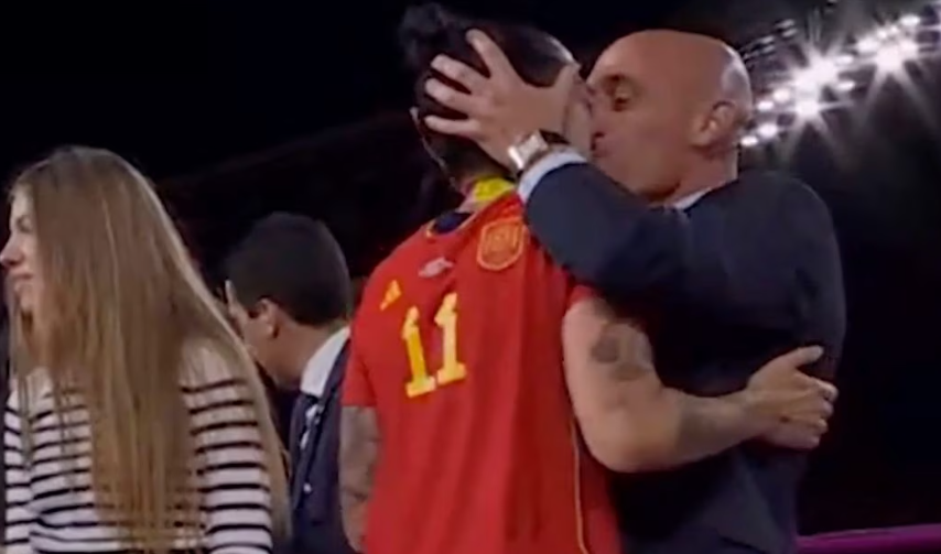 Rubiales fue obligado a renunciar a la Federación tras darle un beso a Jennifer Hermoso.