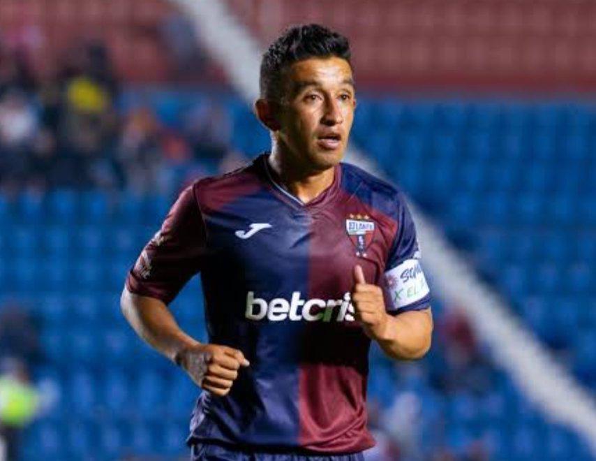 Escalofriante lesión del mexicano Hobbit Bermúdez: así quedó la pierna del jugador y la bronca con el culpable