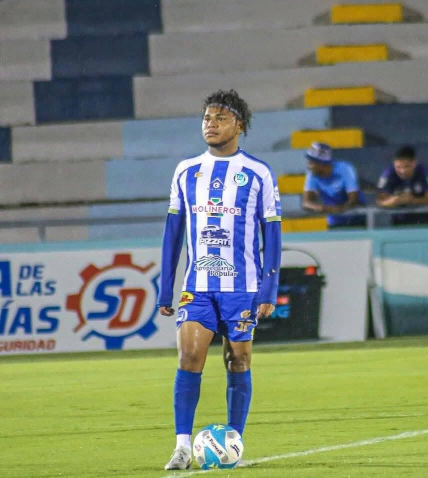 Fichajes: Olimpia pretende arrebatarle jugador a Motagua e inicia renovaciones y nuevo legionario a la vista