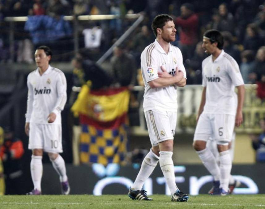 ¡Real Madrid deja más vivo al Barcelona!