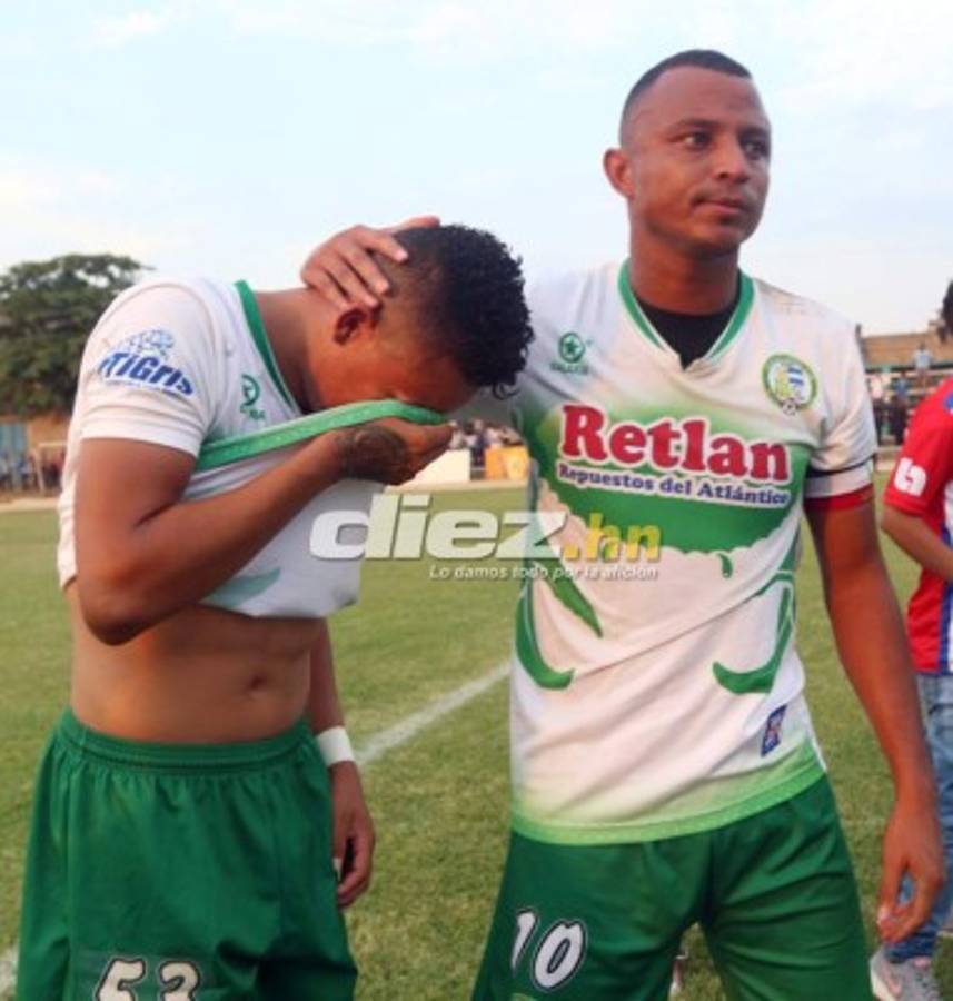 ¡Qué dolor! Los jugadores del Juticalpa y su sufrimiento tras el descenso