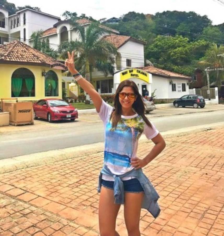 Las fotos más 'candentes' de la guapa presentadora Loren Mercadal