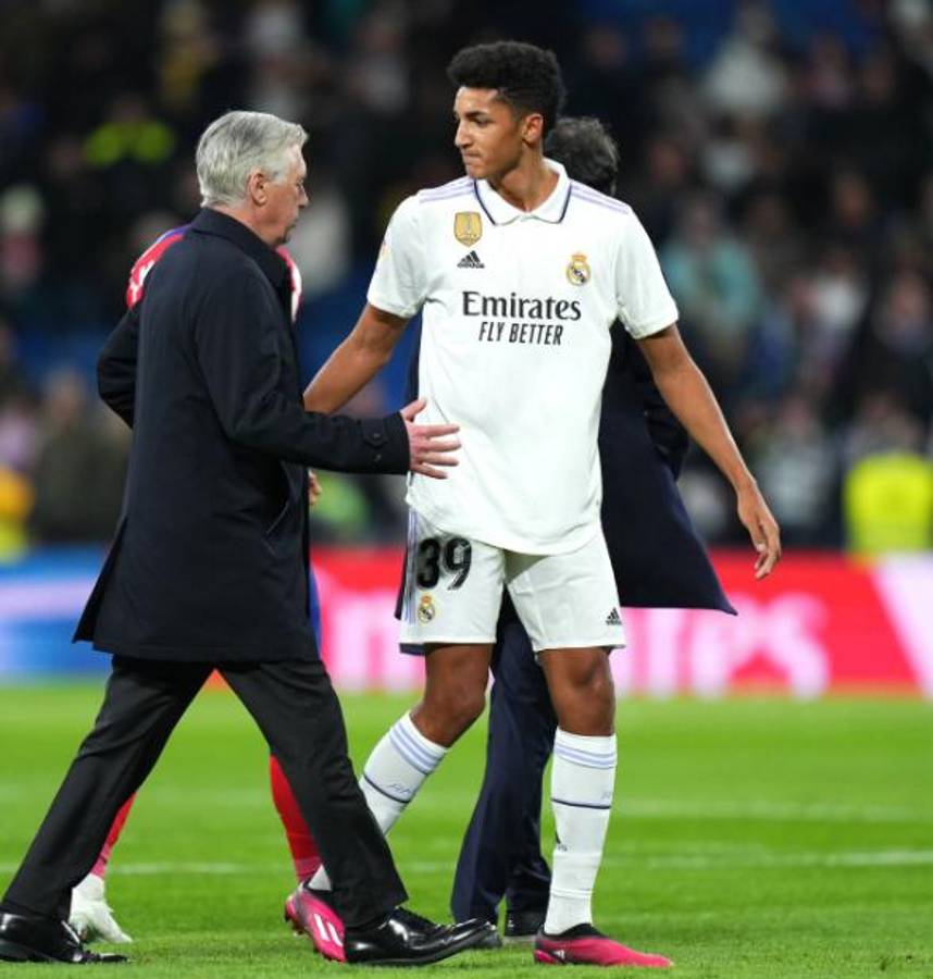 Ancelotti lo desapareció del equipo: sin “cláusula del miedo” y enfrentará al Real Madrid en el Bernabéu