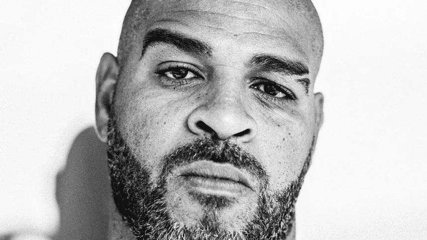 Estafaron a la madre de Adriano por esta cantidad de dinero, no soportó y realizó una amenaza letal: Vas a ver al diablo bajar...