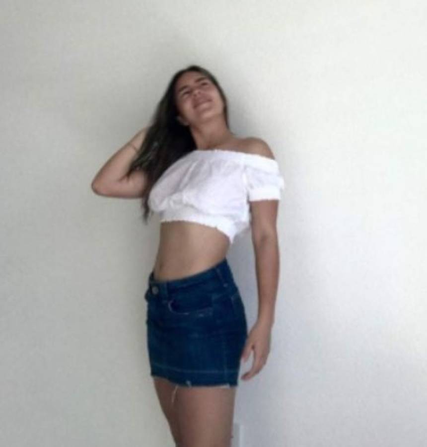 Jugadora mexicana rifa una camiseta para una operación de rodilla porque su club se negó a cubrir los gastos