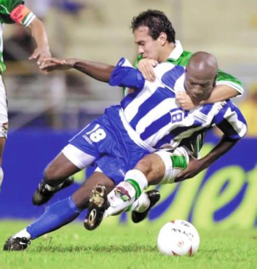 ¡Alenis Vargas es histórico! El top de futbolistas hondureños en ligas exóticas alrededor del mundo