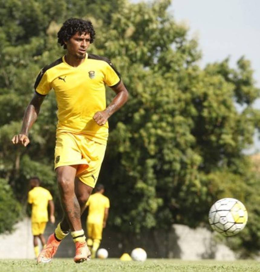 MERCADO: Real España anuncia baja y tres hondureños irían a México