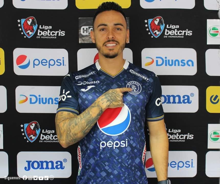FICHAJES: Anunció su retiro pero seguirá en Liga Nacional, lo que Motagua ofrece a Auzmendi y Marathón quiere dos legionarios
