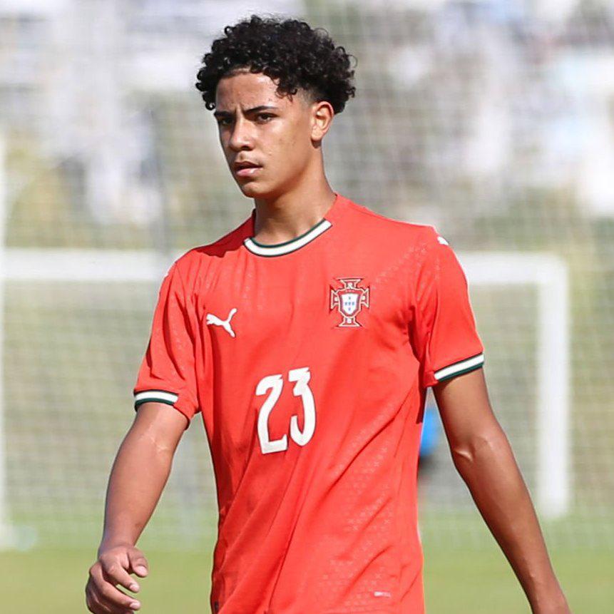 Cristiano Ronaldo JR se olvida del Al Nassr y el motivo por el que entrena con este gigante de Europa para seguir el legado