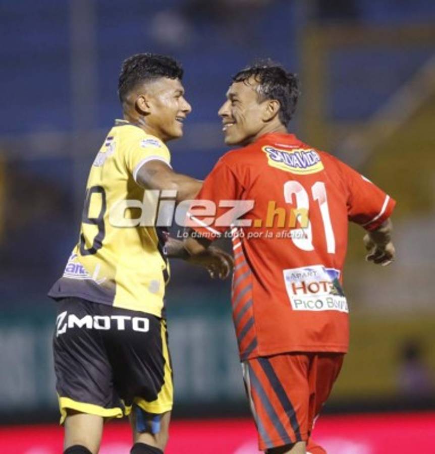 Las curiosas imágenes que no viste en TV del inicio de la fecha 11