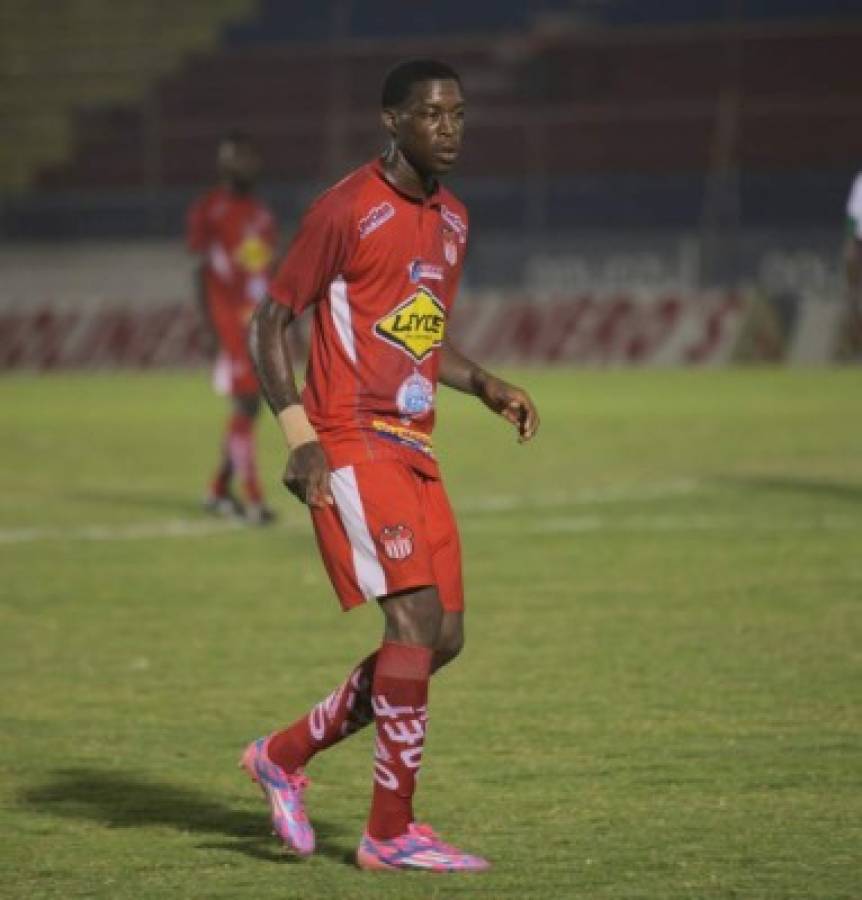 Jugadores que cambiaron de equipo y no les ha ido bien en el Apertura