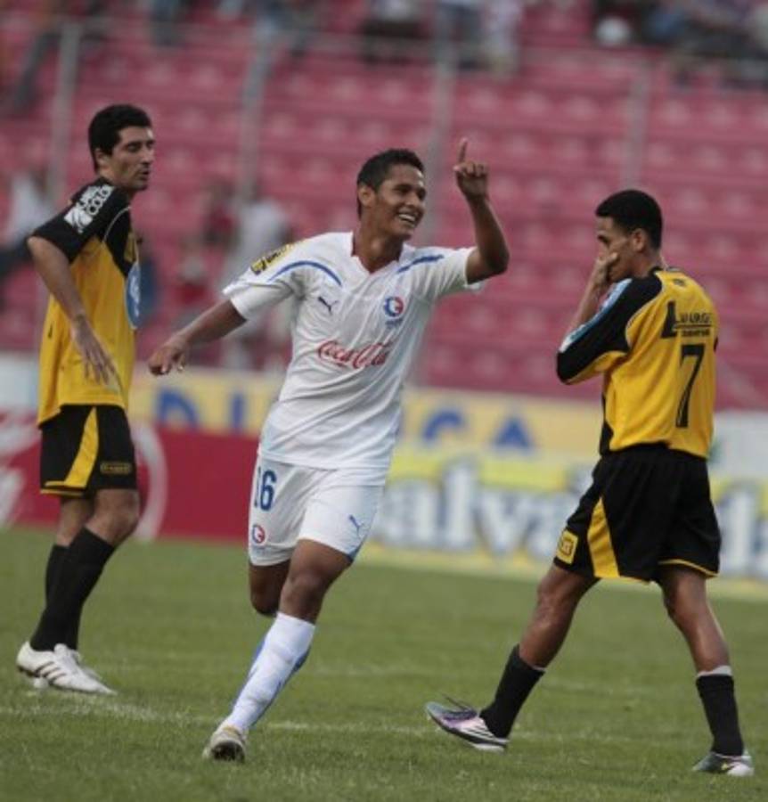 Los futbolistas hondureños que han cumplido todos los procesos de selecciones