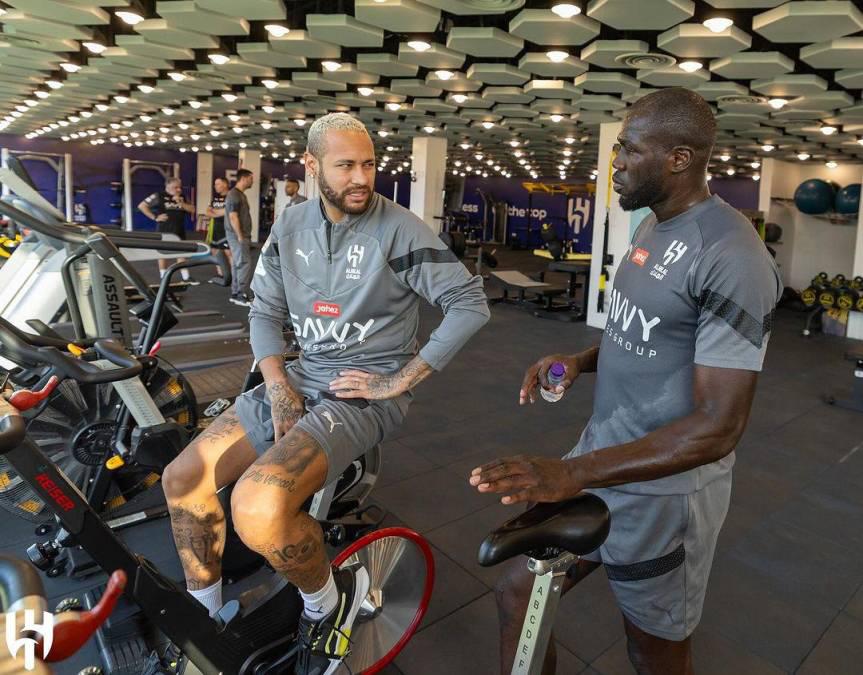 Neymar volvió a entrenar con el Al Hilal de Arabia y todos hablan de lo mismo: “Se convirtió en mi tío Paco de 58 años”