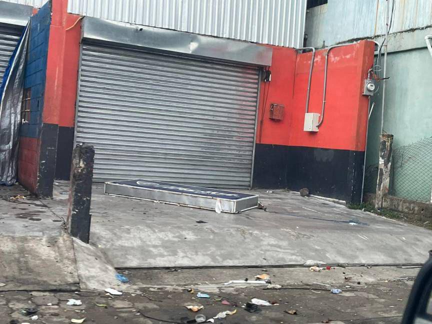 Informe especial: Puerto Cortés fue golpeado por fenómeno natural y así quedaron sus calles: “Perdimos nuestros techos”