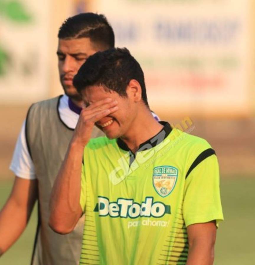 FOTOS: El llanto de los jugadores de Real Minas tras perder ante Marathón