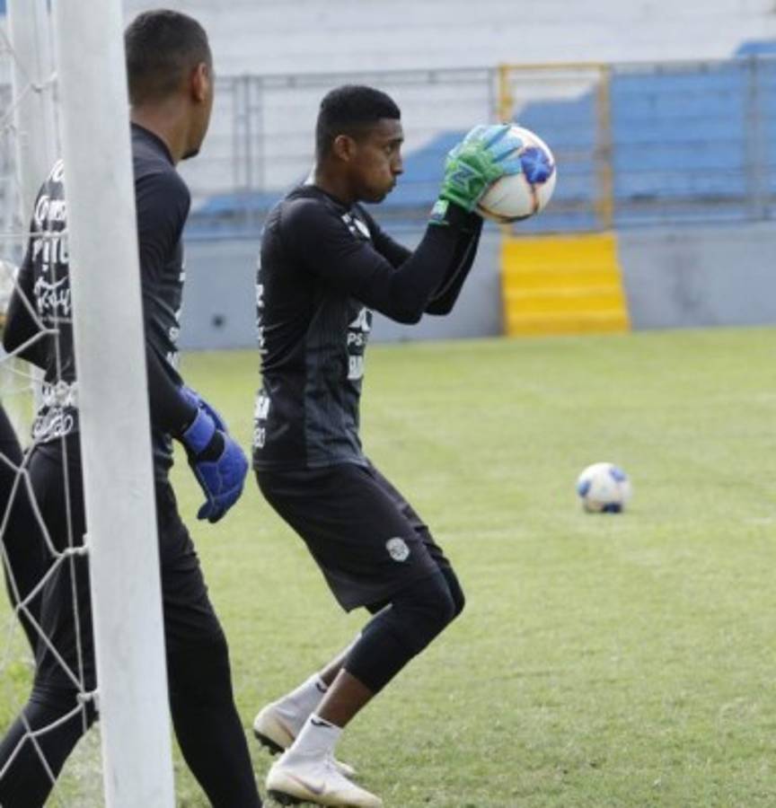 ¡Con todo y a matar! Los 11 que utilizarían hoy Marathón y Saprissa para la batalla en el Nacional