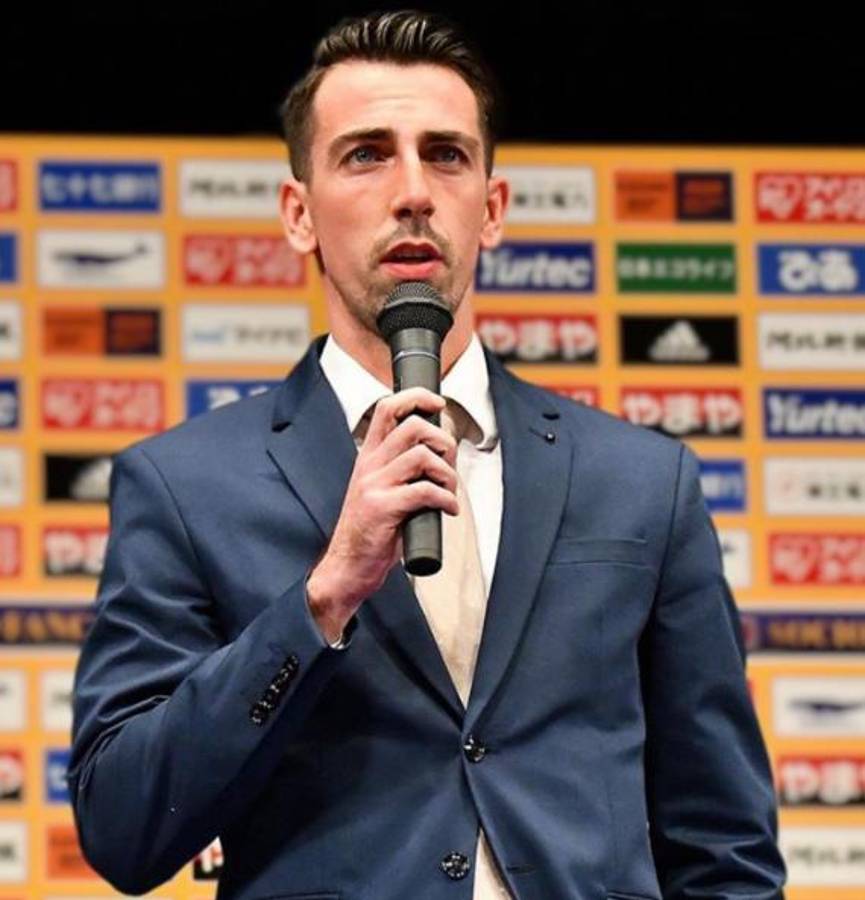 El dinero no evita la soledad: jugó el Clásico con Barcelona, se retiró con 32 años por un duro motivo y ahora es empresario