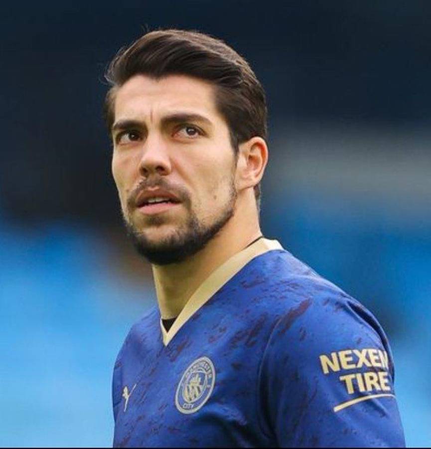 El inesperado delantero que fue ofrecido a Real Madrid, Mbappé toma decisión final y la décima salida de Barcelona