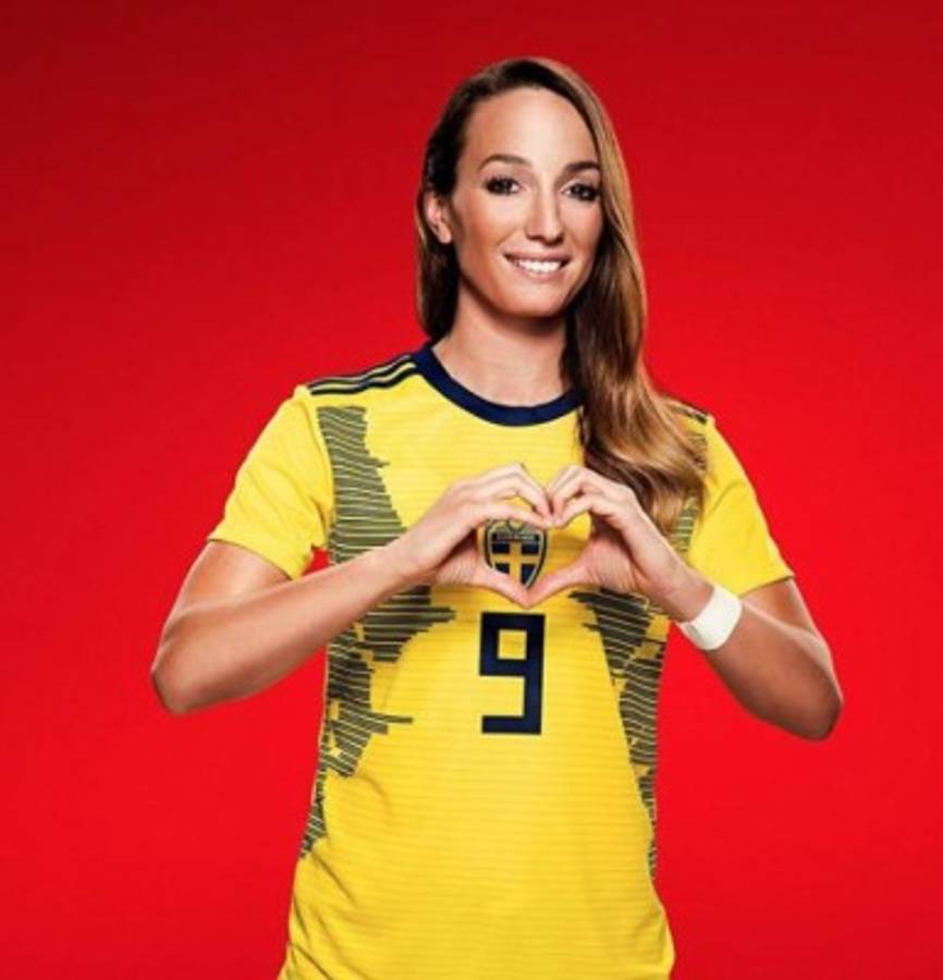 Conoce a Kosovare Asllani, la fanática de Zidane que es el primer fichaje galáctico del Real Madrid femenino