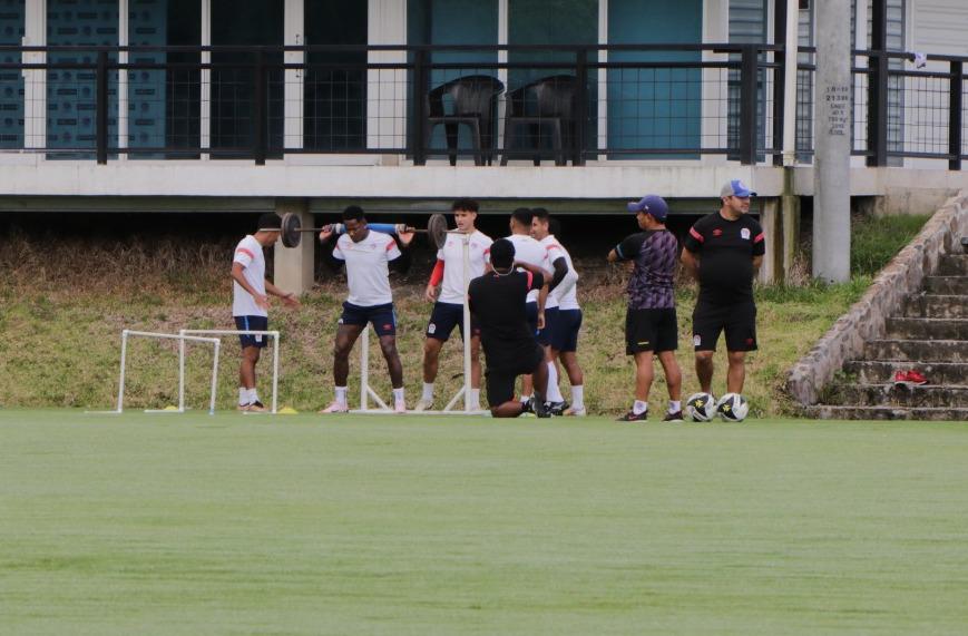 Romell Quioto sorprende y se pone a las órdenes de Troglio en pretemporada del Olimpia ¿qué pasa con Arboleda?