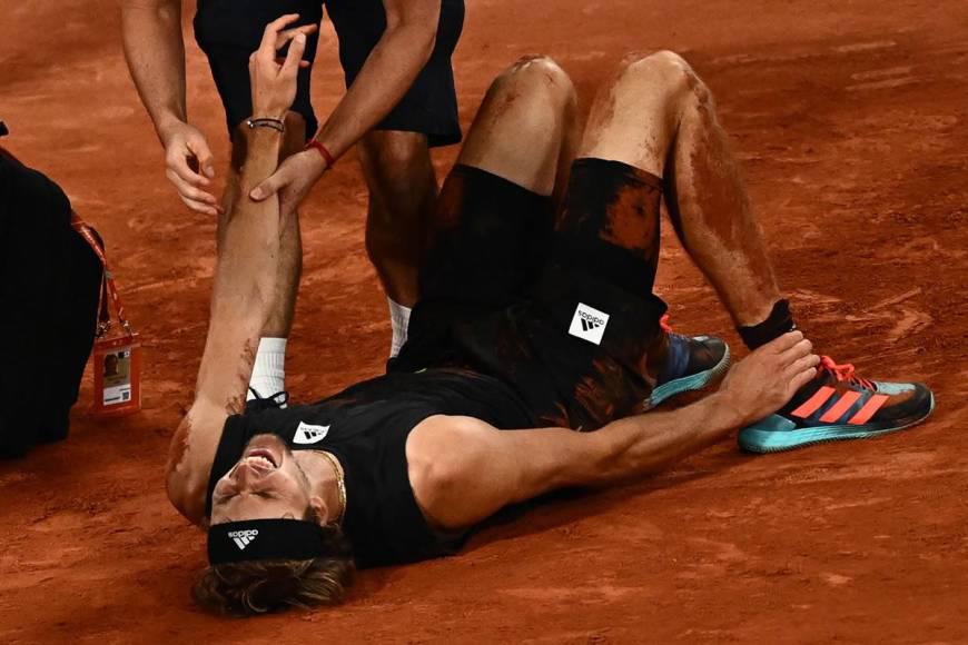 ¡Escalofriante! La dura lesión de Alexander Zverev ante Rafa Nadal: Así le quedó el tobillo y terminó en silla de ruedas