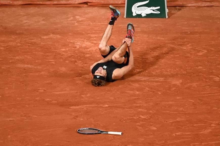 ¡Escalofriante! La dura lesión de Alexander Zverev ante Rafa Nadal: Así le quedó el tobillo y terminó en silla de ruedas