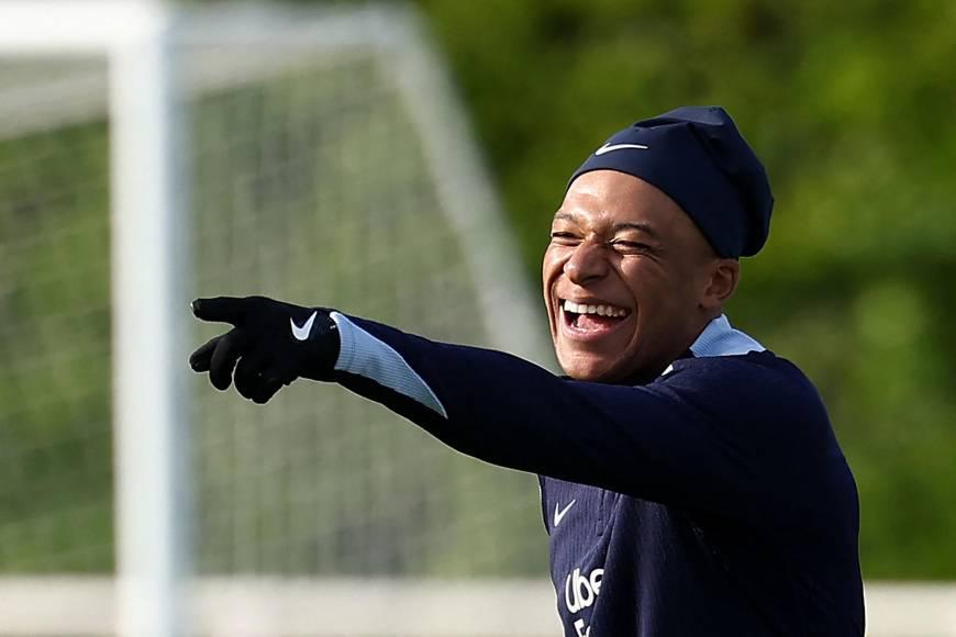 El motivo por el que Mbappé rechazó al Real Madrid y revela su favorito para la final de Champions