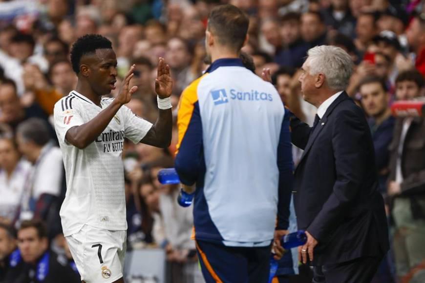 Guti señala el fichaje para reemplazar a Militao, el gesto de Vinicius y la pesadilla del Real Madrid