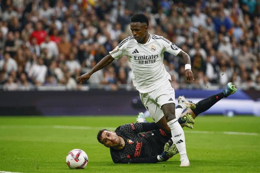 Guti señala el fichaje para reemplazar a Militao, el gesto de Vinicius y la pesadilla del Real Madrid