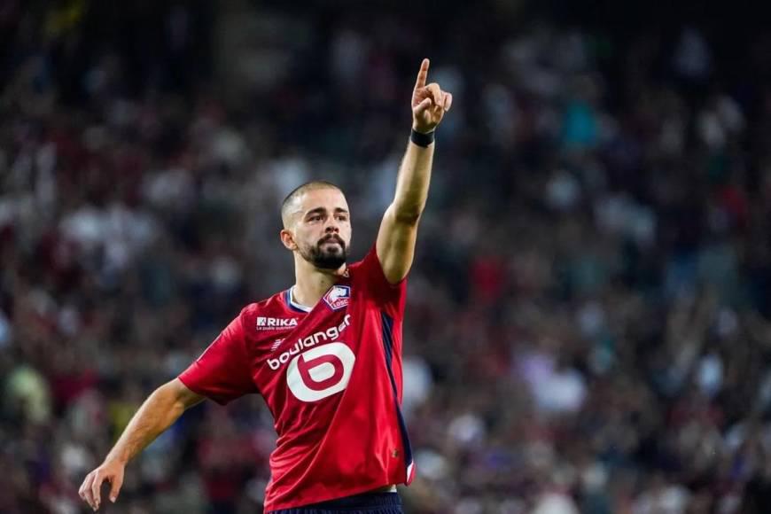 “Te romperé las piernas, arruinaré tu carrera”: expulsa y amenaza a jugadores de selección tras irse de fiesta