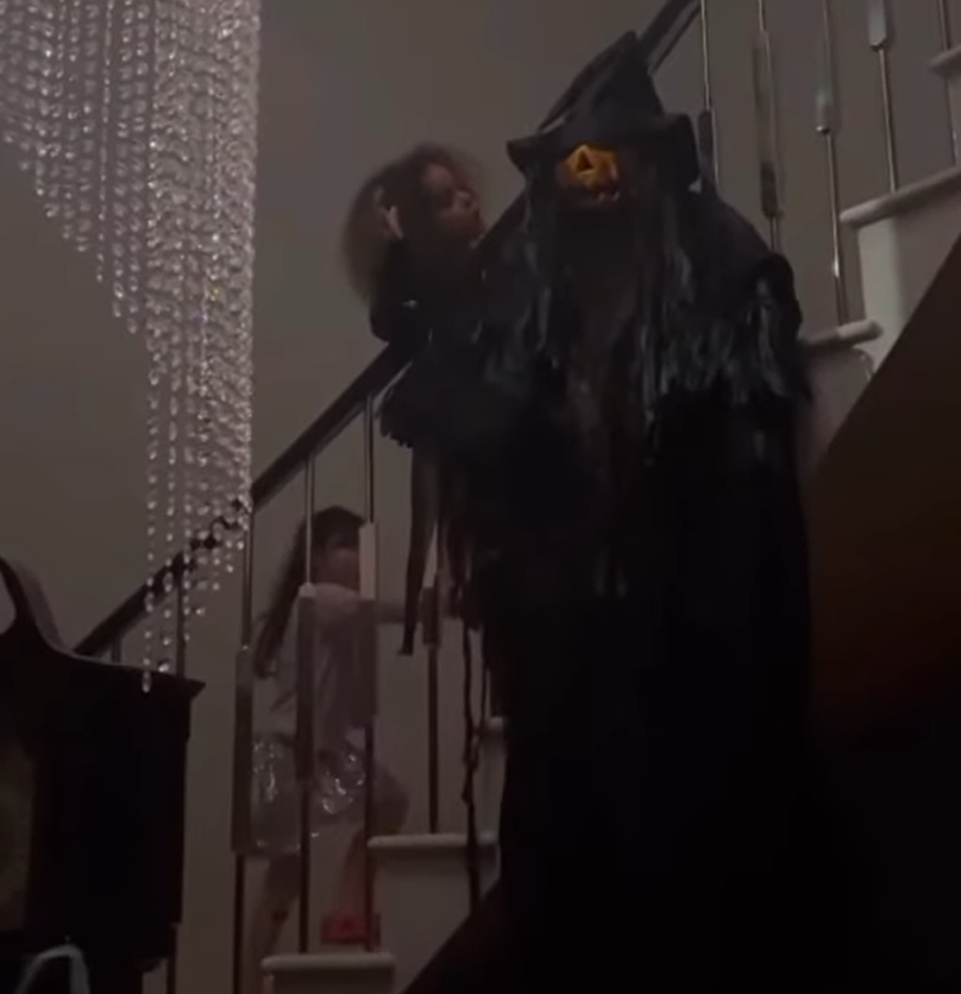 Brujas, fantasmas y calaveras: así luce la mansión del terror de Cristiano Ronaldo para Halloween