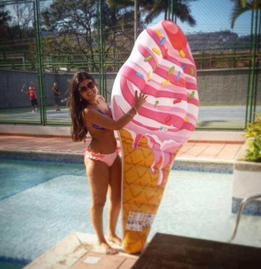 ¡Infartantes! Roci y Ana Emilia, las hermosas parejas de los argentinos del Motagua