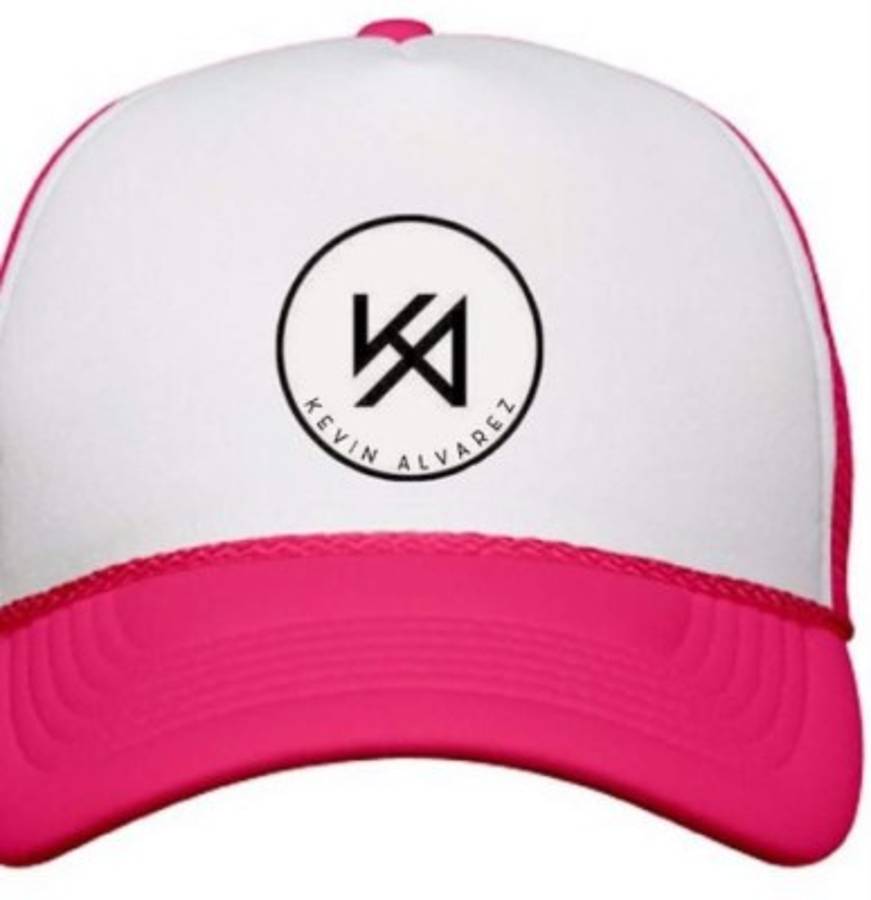 ¡Es de lujo! Kevin Álvarez, seleccionado hondureño, lanza su propia marca y línea de ropa