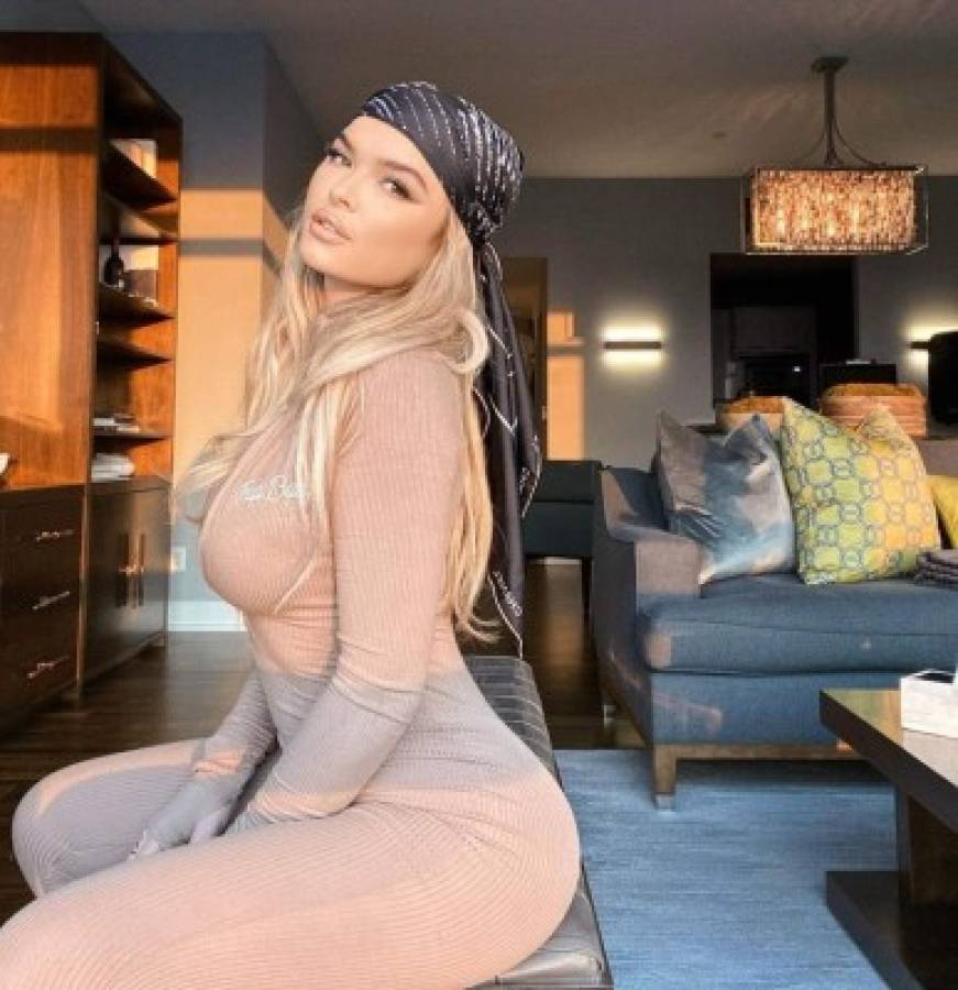 La conoció en un club de striptease: Así es Anna Monroe, la nueva novia de Floyd Mayweather  