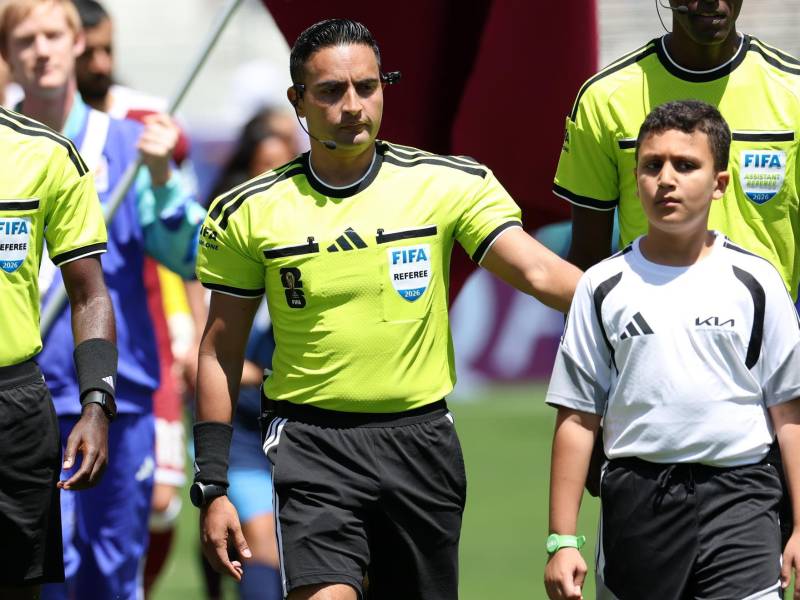 Hector Said Martinez de Honduras fue el árbitro principal del Suiza vs Qatar