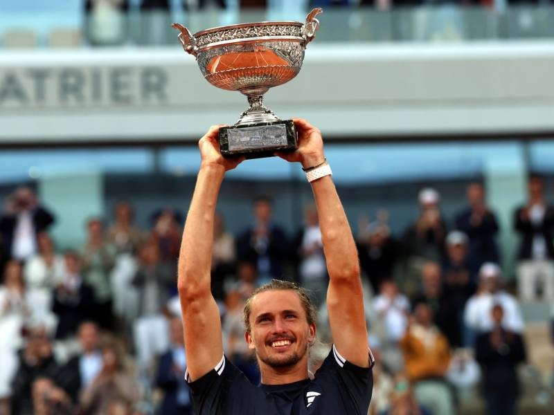El alemán Alexander Zverev, tras la final de Roland Garros contra el italiano Flavio Cobolli.