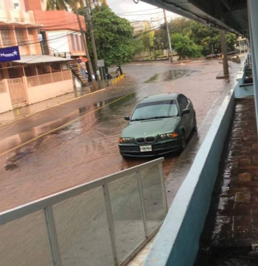 INFORME ESPECIAL: Tormenta eléctrica inunda a Tegucigalpa