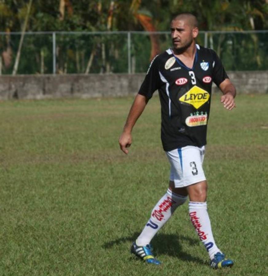 RUMORES Y FICHAJES: Olimpia y Real España se disputan un defensor