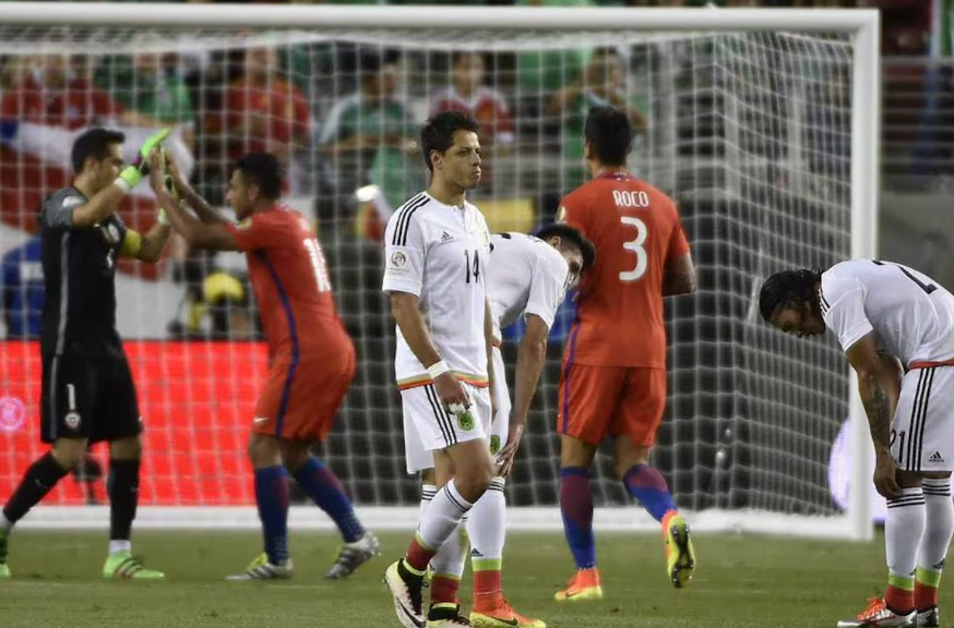 Copa América: Claudio Bravo destapa cómo Chicharito Hernández le pidió clemencia en el 7-0 de Chile ante México