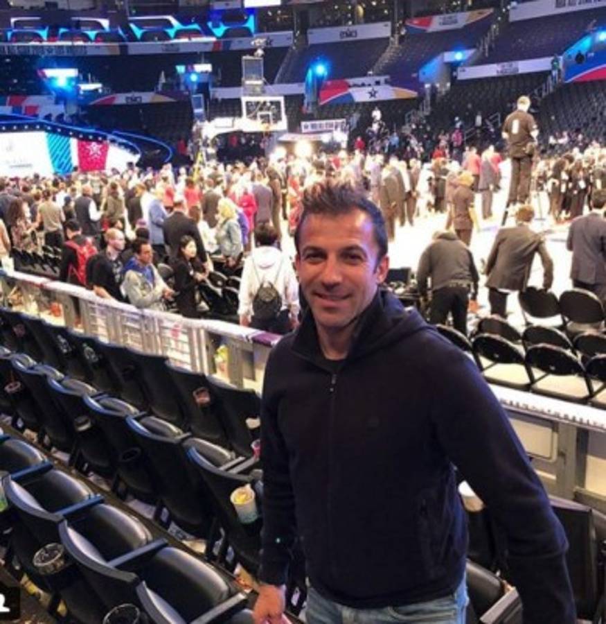 TOP: ¡Las 15 figuras del fútbol mundial que descendieron!