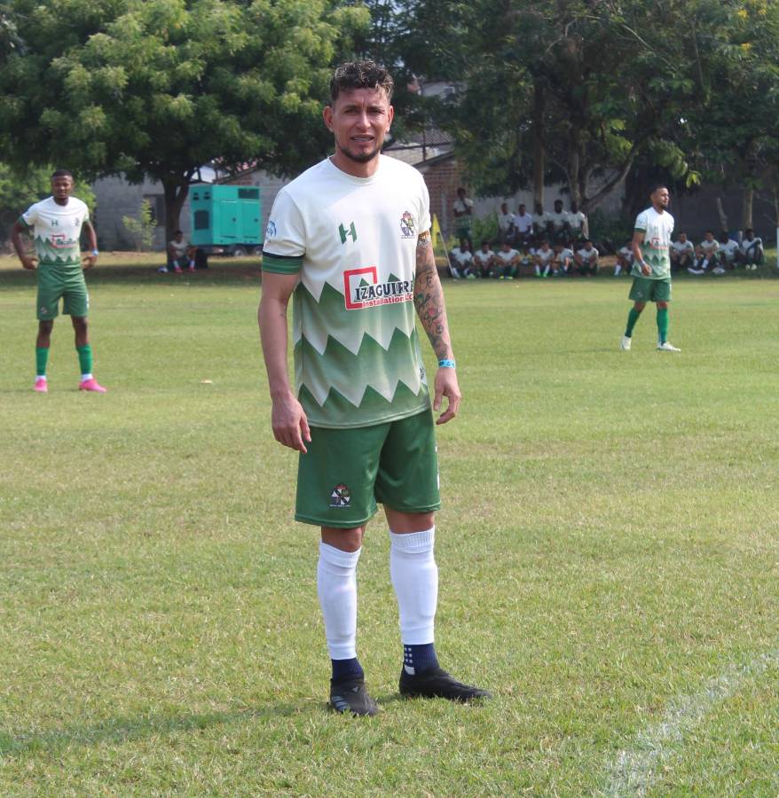 Gran fiesta y buen fútbol en la Copa Mariachi en San Pedro Sula: Rambo de León aparece y también jugadores de la Liga Nacional