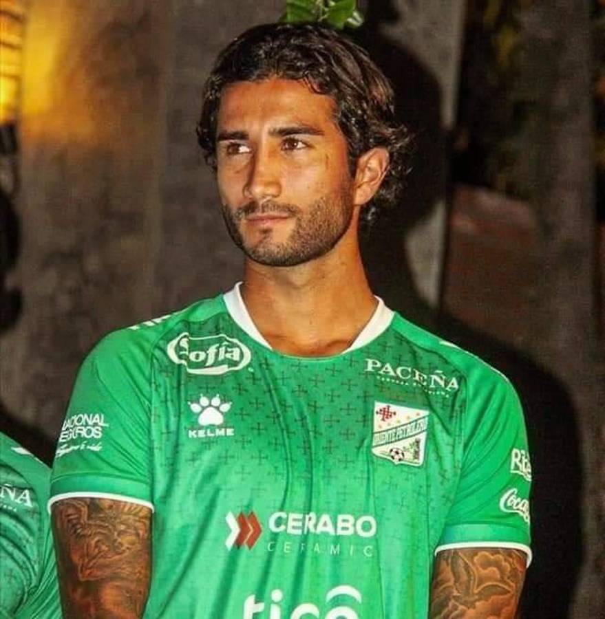 De ser llamado el “nuevo Pirlo” a dejar el fútbol por las lesiones y dedicarse a la ganadería