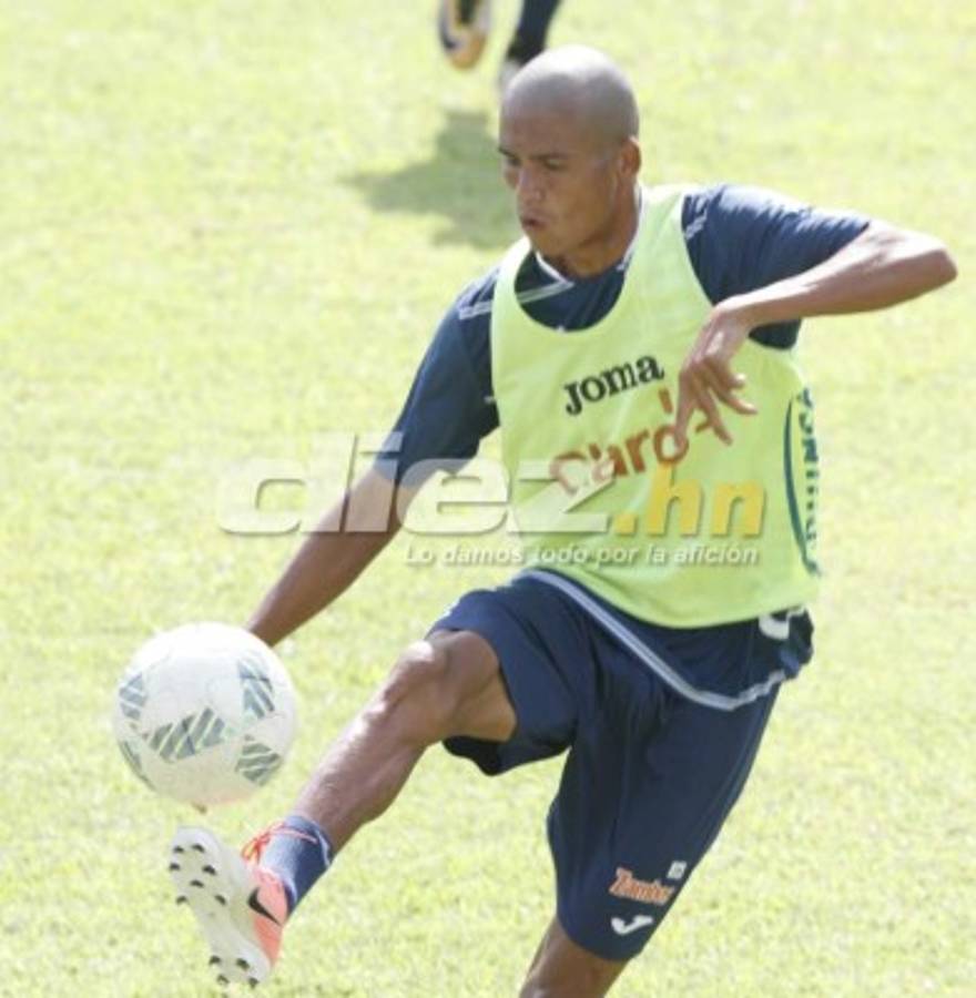 Honduras cerró su preparación con bromas, Costly de portero y un jugador pelón