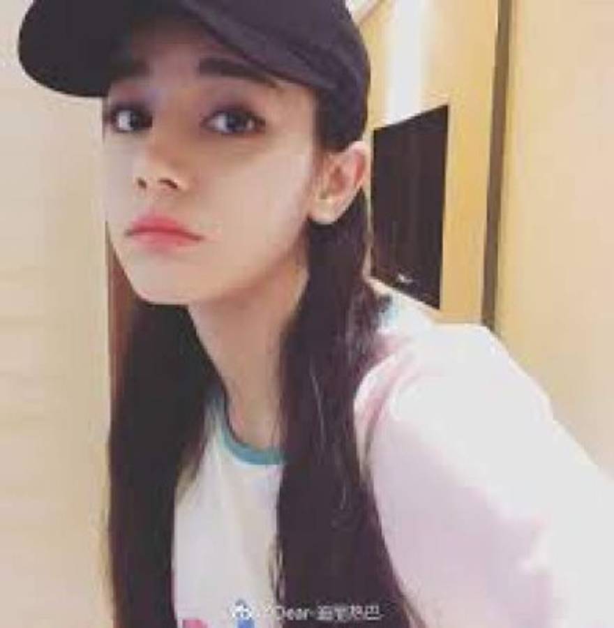 Dilireba, la actriz china que ignora al futbolista brasileño Pato