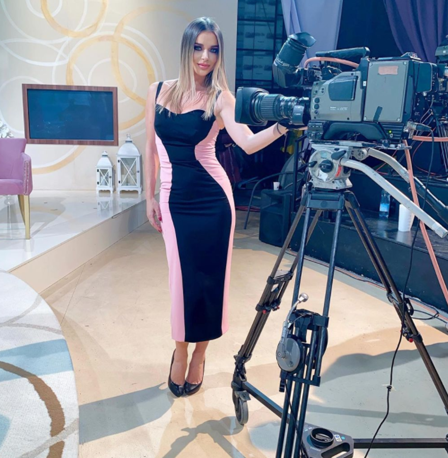 Enamora en el Bernabéu: La hermosa periodista croata que tiene ilusionado a histórico del Real Madrid