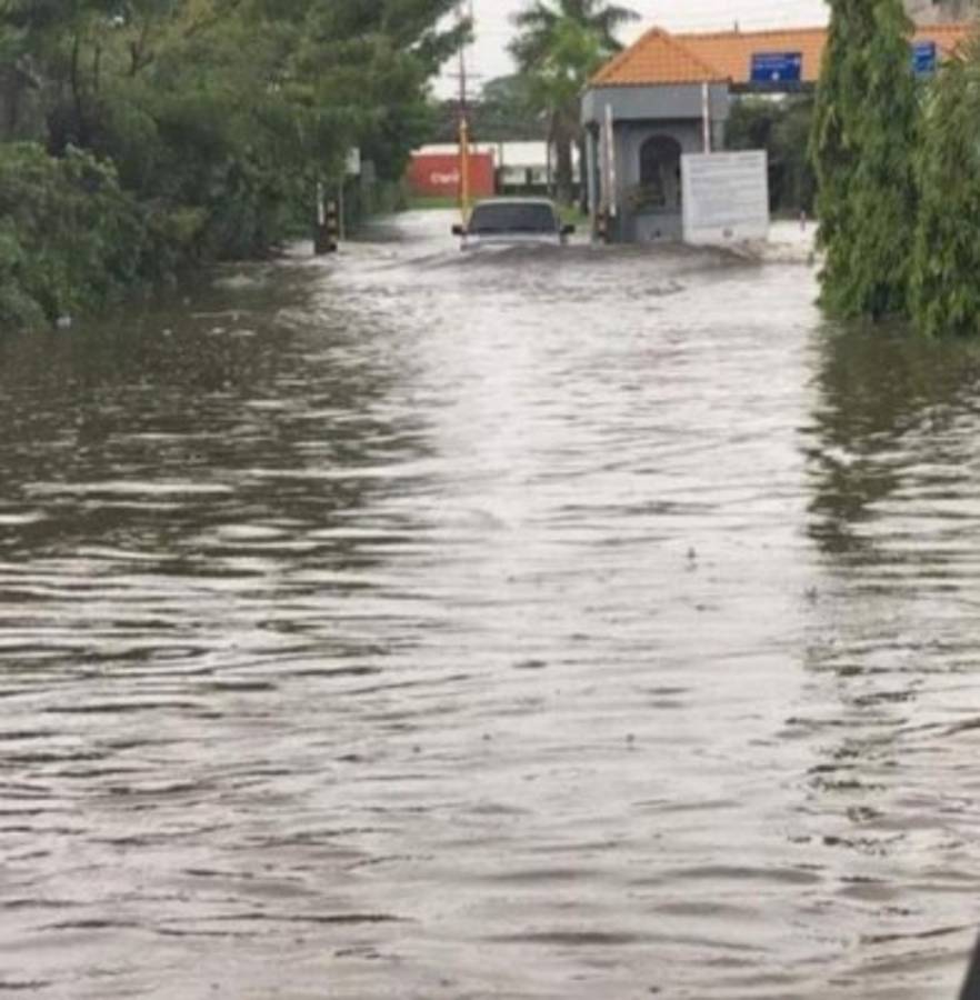 Sucumbe la capital industrial: Así luce San Pedro Sula por las fuertes lluvias que está dejando Iota