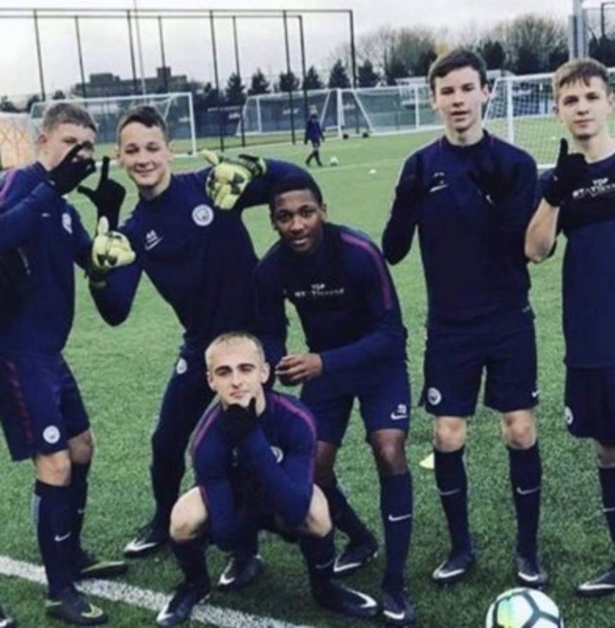 Sterling le hizo homenaje ¿Quién fue Jeremy Wisten, el excanterano del City que se quitó la vida por depresión?